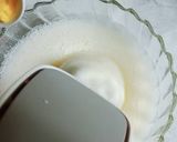 Foto langkah ke 2 dari resep Marble Cake || Zebra Cake Putih Telur.