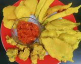 A picture of step 18 of Pakoda platter.