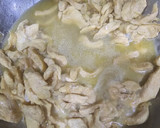 Foto del paso 4 de la receta: Timbal kremoso de arroz y olivas negras