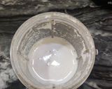 A picture of step 1 of Oats almond smoothie.