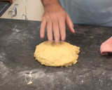 Foto del paso 5 de la receta: Coca de brioche con nueces y pasas