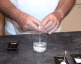 Foto del paso 1 de la receta: Grisines (palitos con escamas de sal)
