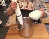 Foto del paso 3 de la receta: Crema de tomates y pimientos