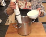 Foto del paso 3 de la receta: Crema de tomates y pimientos