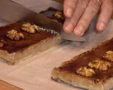 Foto del paso 12 de la receta: Pastelitos de hojaldre con nueces y coco