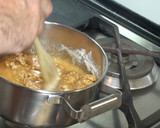 Foto del paso 7 de la receta: Pastelitos de hojaldre con nueces y coco