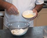 Foto del paso 3 de la receta: Grisines de Queso (Palitos de Queso)