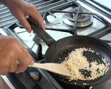 Foto del paso 2 de la receta: Coca de hojaldre rellena de chocolate
