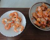 Foto del paso 2 de la receta: Ensalada con langostinos