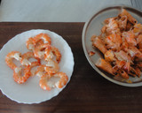 Foto del paso 2 de la receta: Ensalada con langostinos