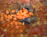 Foto del paso 5 de la receta: Estofado de vacuno con garbanzos