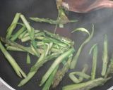 Foto del paso 4 de la receta: Ensalada de espárragos caramelizados