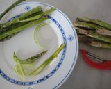 Foto del paso 1 de la receta: Ensalada de espárragos caramelizados