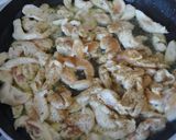Foto del paso 3 de la receta: Ensalada de arroz con pollo y frutas