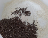 Foto del paso 1 de la receta: Bizcocho de limón y semillas de chía