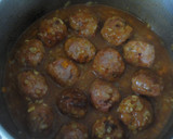 Foto del paso 10 de la receta: Albóndigas de ibérico y verduras con salsa de cerveza