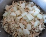 Foto del paso 4 de la receta: Ensalada de arroz con pollo y frutas