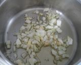 Foto del paso 1 de la receta: Guisantes con chipirones
