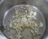 Foto del paso 1 de la receta: Guisantes con chipirones