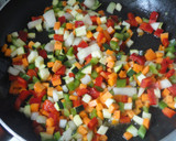 Foto del paso 2 de la receta: Cous-cous con verduras y pollo