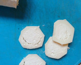 Foto del paso 4 de la receta: Saladitos de hojaldre con queso de cabra y manzana