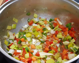 Foto del paso 3 de la receta: Potaje de alubias con bacalao desmigado y espinacas