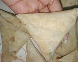 A picture of step 5 of Chicken Potato Samosa.