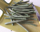 Foto del paso 1 de la receta: Judías verdes con tomate frito