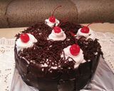 Foto langkah ke 7 dari resep Blackforest Lembut (Kue Ulang Tahun) 🎂.