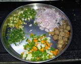 A picture of step 2 of Macaroni.