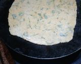 A picture of step 6 of Methi Paratha.