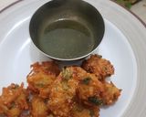 A picture of step 7 of Moong dal pakodi.
