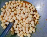 A picture of step 6 of Chole Bhature.