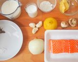 Foto langkah ke 1 dari resep Salmon With Lemon Flavour Creamy Sauce.