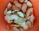 Foto langkah ke 2 dari resep Sayur sukon katuk asam pedas manis.