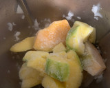Foto del paso 2 de la receta: Crema de calabaza y mango en Thermomix