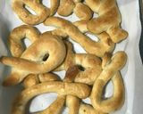 A picture of step 8 of TARALLI or TARALLINI: Italian Fennel Savoury Biscottis/Pretzels.