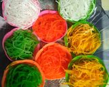 Foto langkah ke 3 dari resep Putu mayang bihun pelangi.