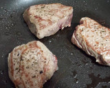 Foto del paso 3 de la receta: Filete de ternera en salsa