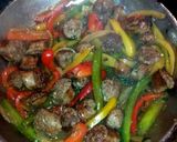 Foto del paso 4 de la receta: Chorizos a la pomarola