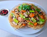 Hình bước làm 4 của món MÌ xào giòn chay
