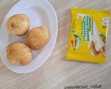Foto langkah ke 1 dari resep Bitterballen Keju Mozzarella anti gagal (Cuma 2 bahan).