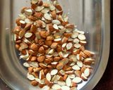 A picture of step 1 of Roasted Almonds Chocolate.