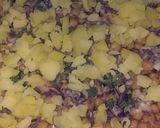 A picture of step 3 of Chatpati chana chaat.