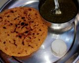 A picture of step 4 of Makka parantha.