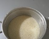 صورة لخطوة 1 من وصفة أرز بصلصة الطماطم وصفة سهلة وسريعة