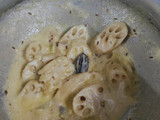 Nadru Yakhni (Kashmiri Style Lotus Stem in Yogurt)