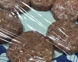 Foto del paso 6 de la receta: Biftekia, burger griega rellenita de feta