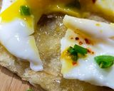 A picture of step 3 of Poached egg.