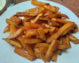 Foto del paso 2 de la receta: Batata 🍠/ Boniato / camote "fritos" con salsa de yogurt y mostaza🥛🧅🍠